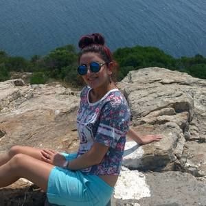 Meet your Posher, Sara